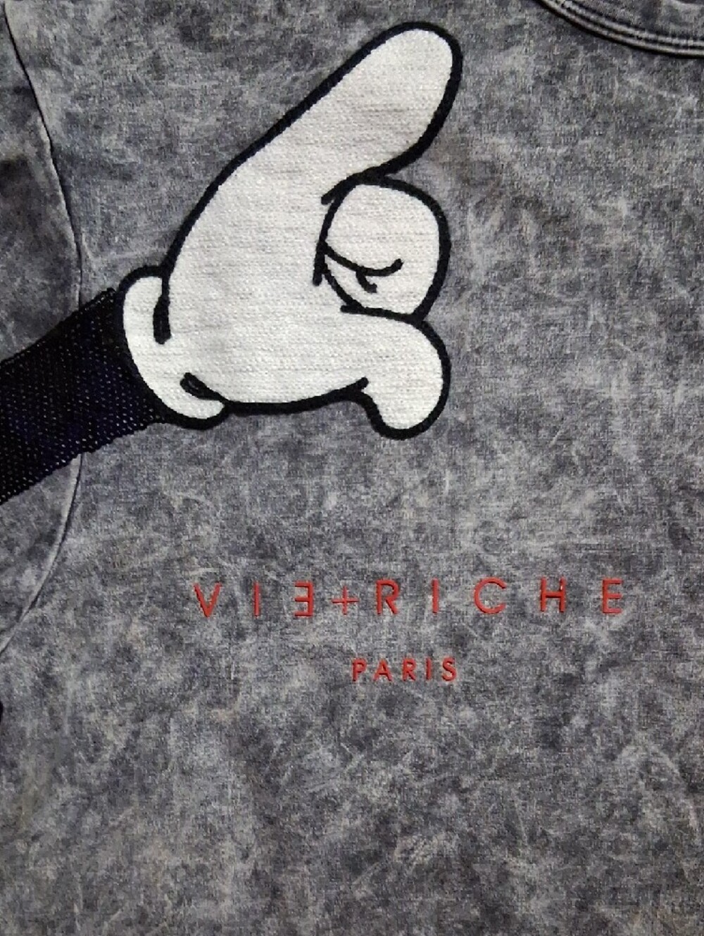 Vie+Riche Paris Disney Hand Tee - Picture 6 of 6